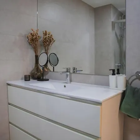 Luxurious Marbella Retreat With Sea View Terrace *