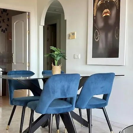 Apartment Luxurious Marbella Retreat With Sea View Terrace *